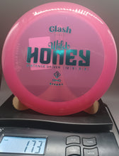 Load image into Gallery viewer, STEADY PLASTIC WILD HONEY 173-176 GRAMS
