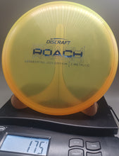 Load image into Gallery viewer, *USED* DISCRAFT 2022 LEDGESTONE EDITION Z METALLIC ROACH, 175 GRAMS (7/10)
